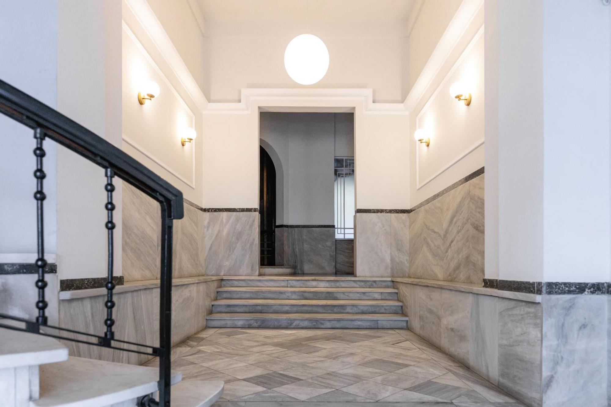 Couple-In Magical Suite With Jacuzzi Thessaloniki Buitenkant foto